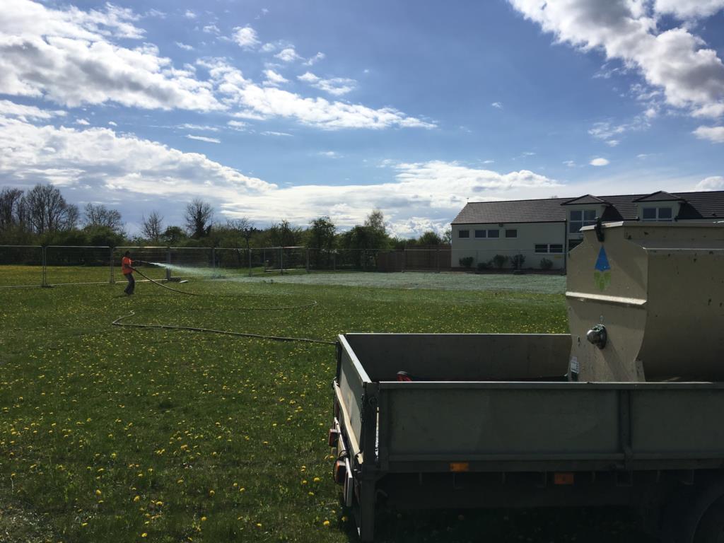 Grass establishing areas with hydro seeding techniques